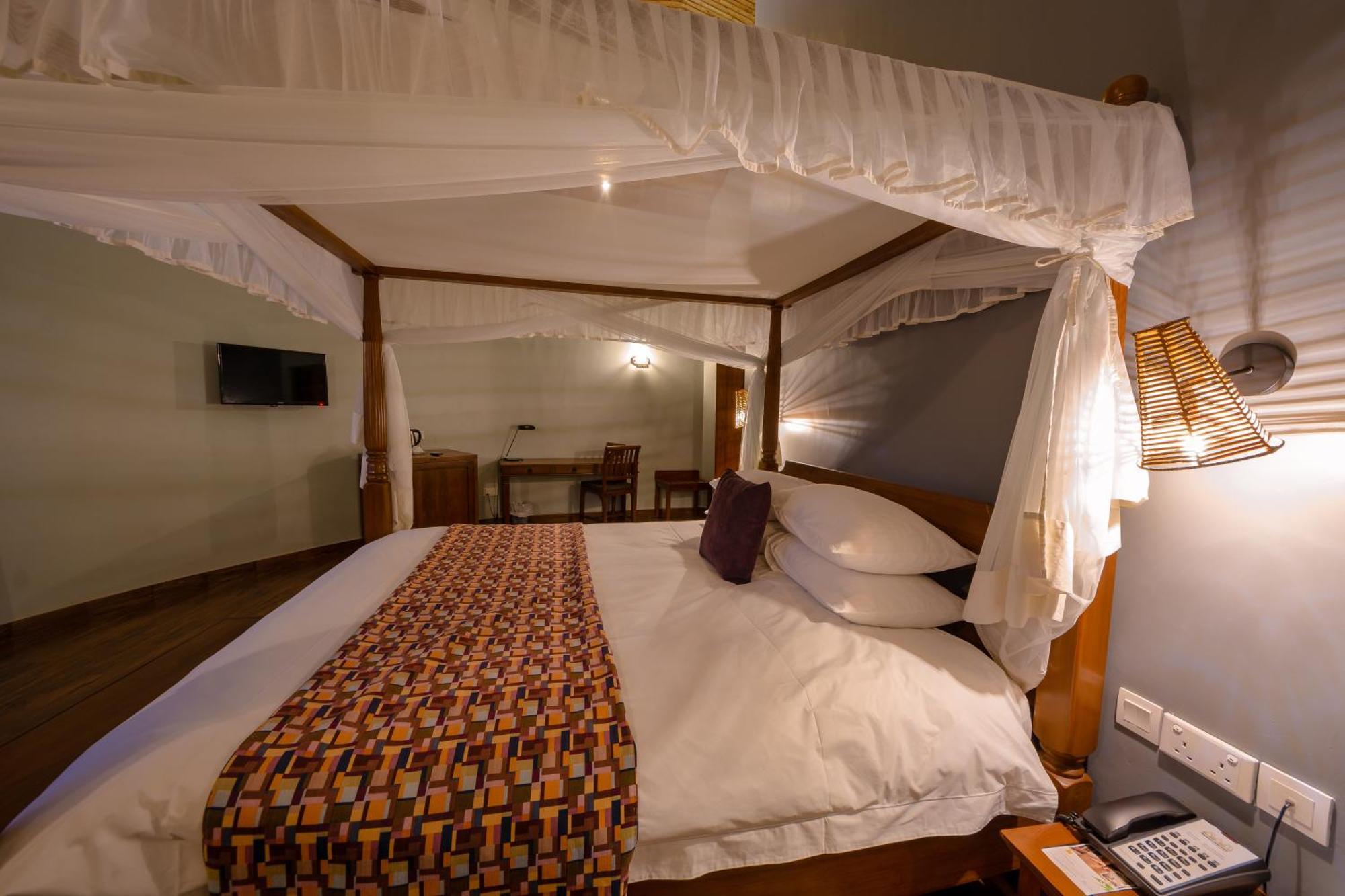 Emburara Farm Lodge Mbarara Экстерьер фото